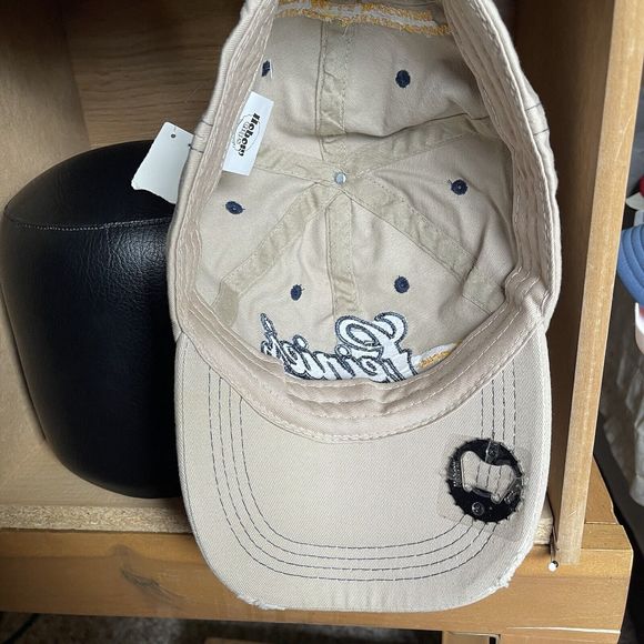 NWT Leinenkugel's Beer Leinie's Hat Cap Adjustable Chippewa Falls Wisconsin - Picture 10 of 12